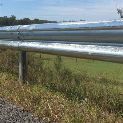 Straßenverkehrssicherheit Galvanized W Beam Guard Rail mit ISO 14001 Zertifikat in den Philippinen