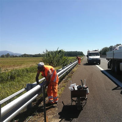 2.67mm/3.0mm Dicke Stahl Straßenschutzgelände für die Straßensicherheit und Verkehrskontrolle