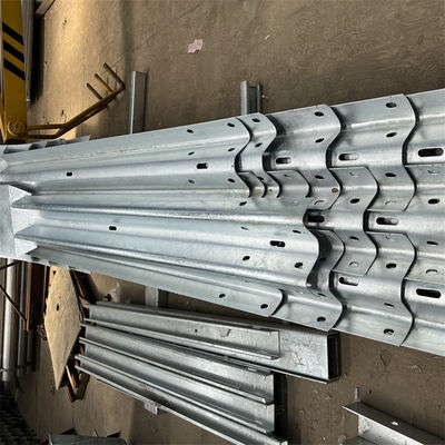 Verkehrssicherheit Erster galvanisierter Stahlschutzrail mit CE/BV/ISO-Zertifizierung