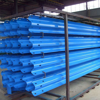 angepasste galvanisierte Schutzgitter für Q235 Q345 Anti-Kollision W-Beam Highway Barrier
