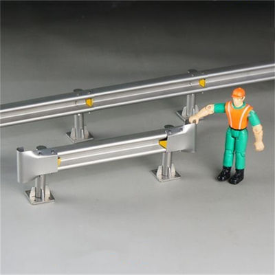 Highway Guardrail und Posts AASHTO M-180 Standard Warmverzinkte Kaltgewalzte Technologie