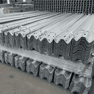 Q235 Q345 W Beam Guardrail Verkehrsschranke mit heißverzinkter Kaltwalztechnologie