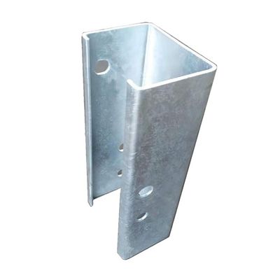 AASHTO M-180 Standard Hot Dip Galvanized Q235 Q345 Stahl Straßenschutzgelände U-Typ Stahlzaunpfosten